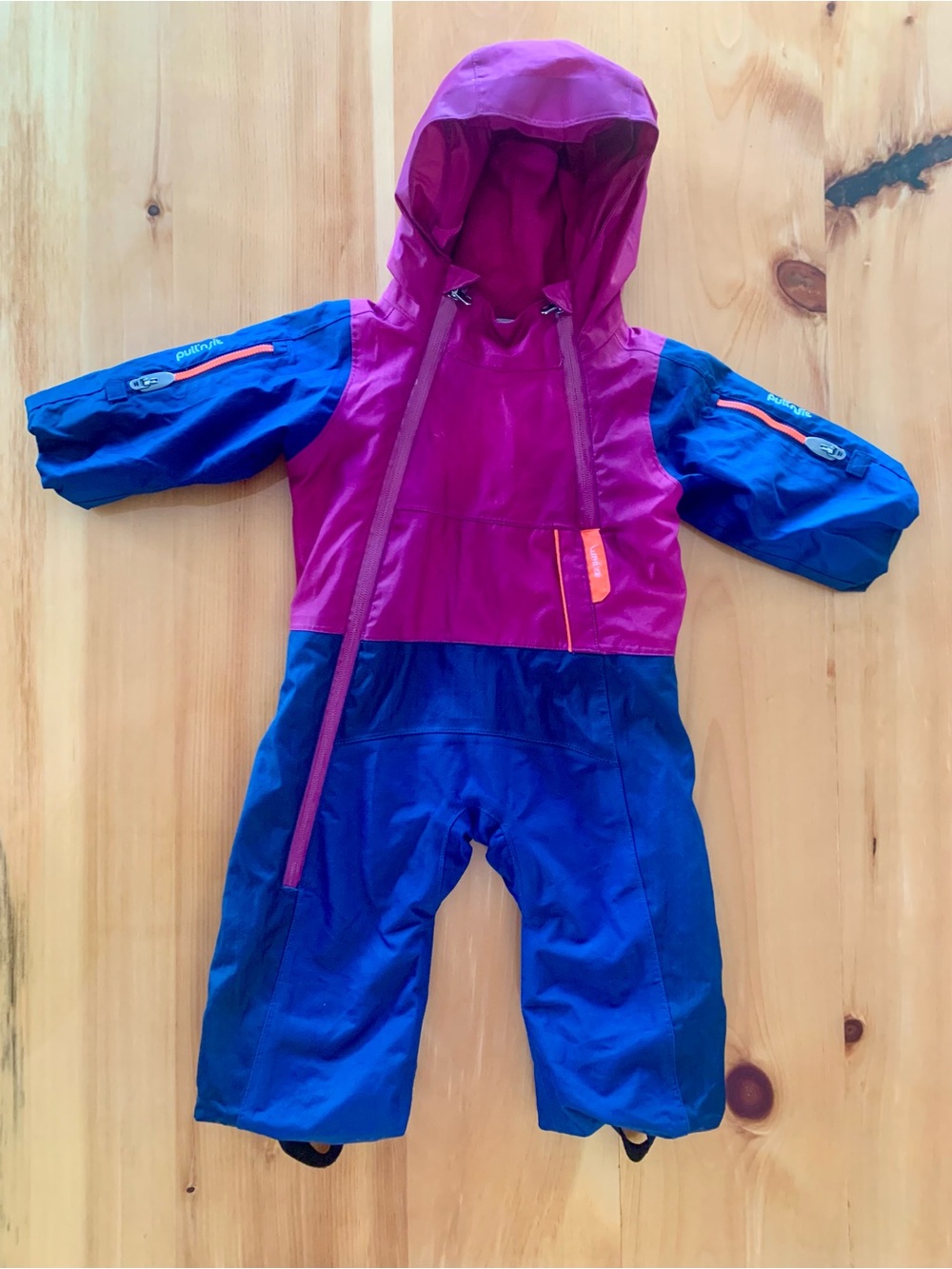 DECATHLON kids one piece snow suit. 12-18 months